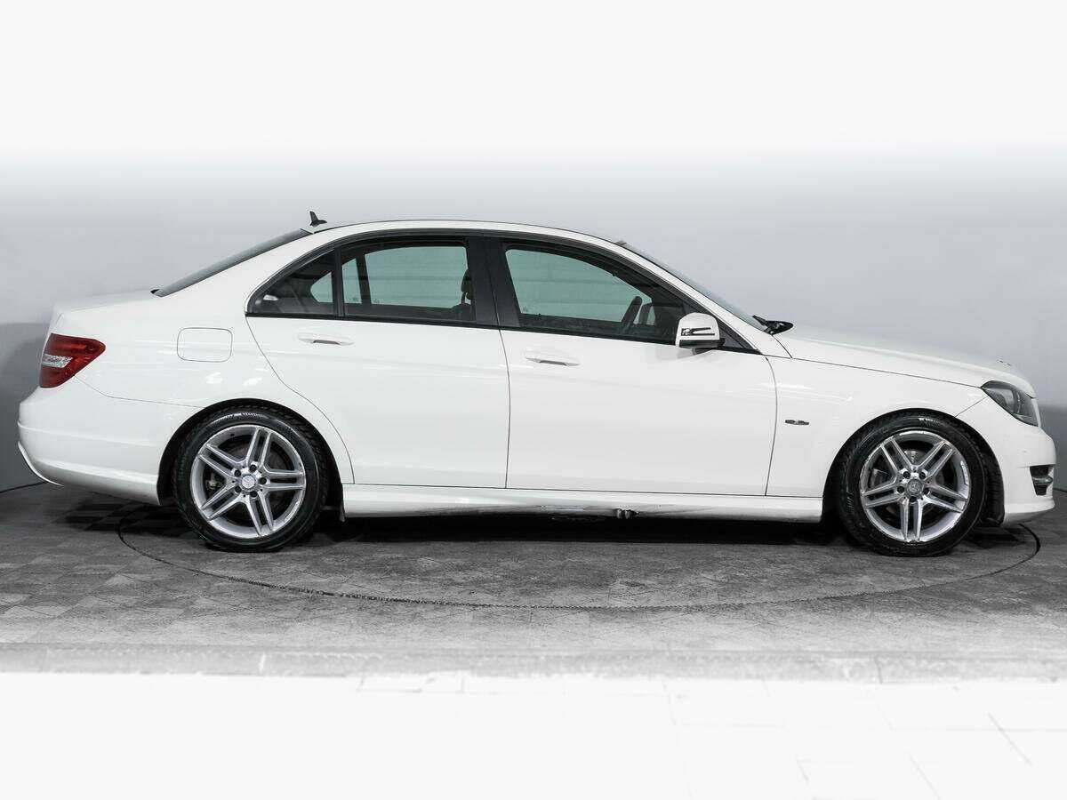 Mercedes-Benz C-Класс с пробегом — 2011 год. Фото: #3