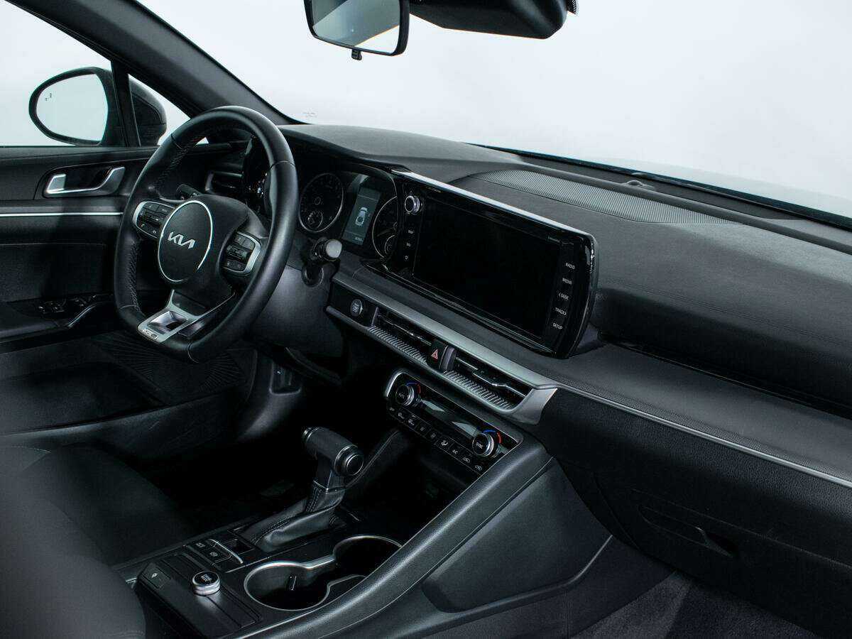 Kia K5 с пробегом — 2022 год. Фото: #8