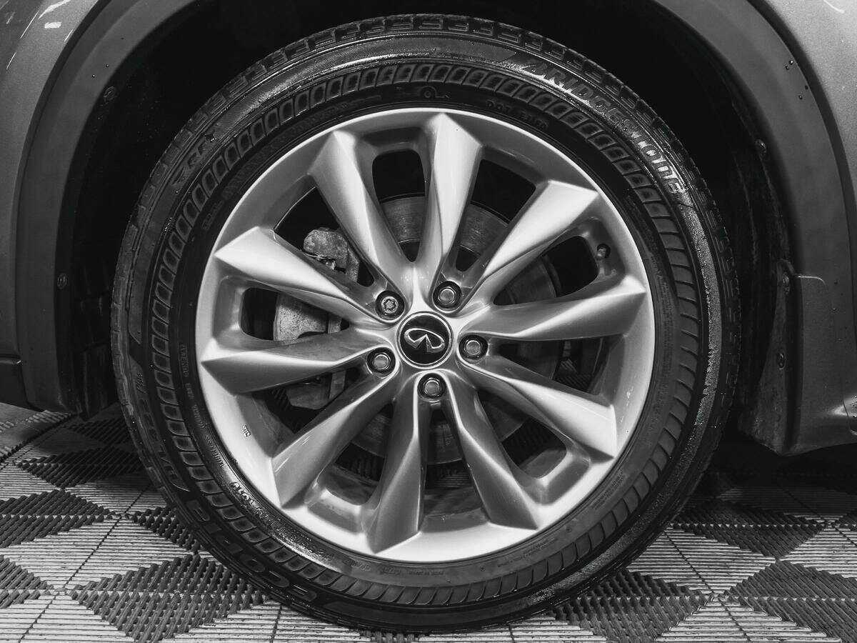 Infiniti QX50 с пробегом — 2019 год. Фото: #17