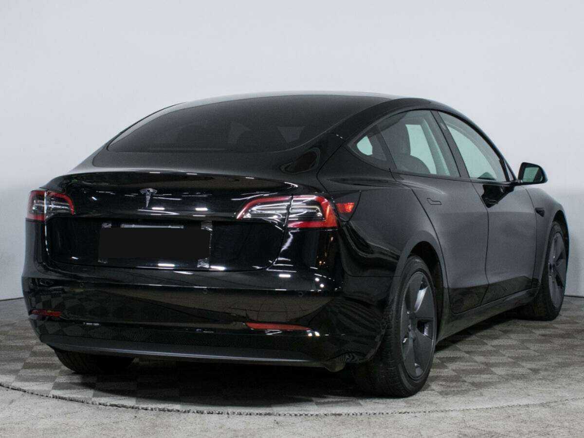 Tesla Model 3 с пробегом — 2021 год. Фото: #4