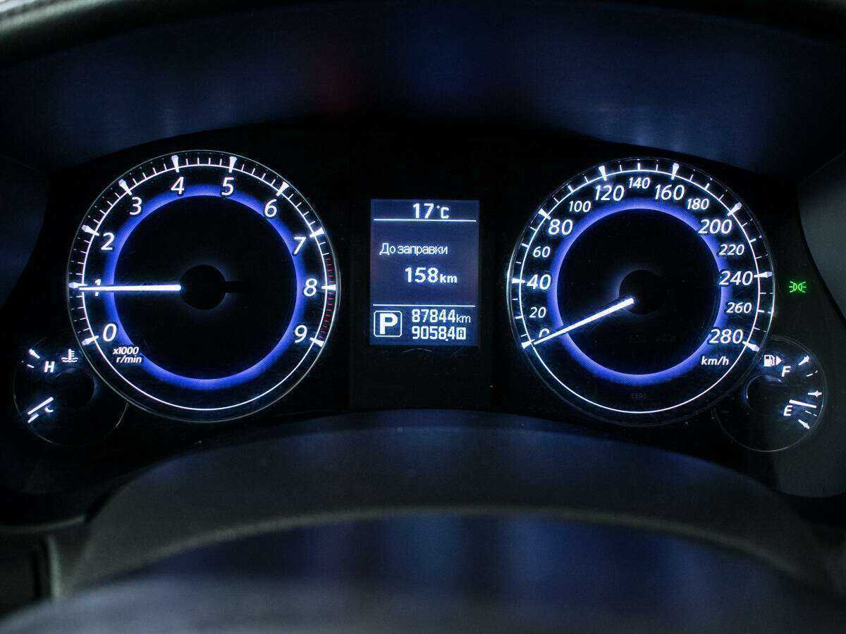 Infiniti QX50 с пробегом — 2014 год. Фото: #10