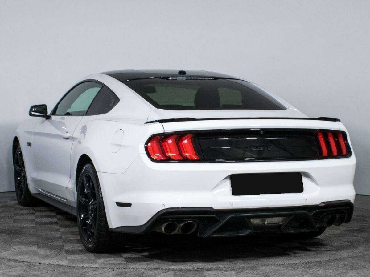 Ford Mustang с пробегом — 2019 год. Фото: #6