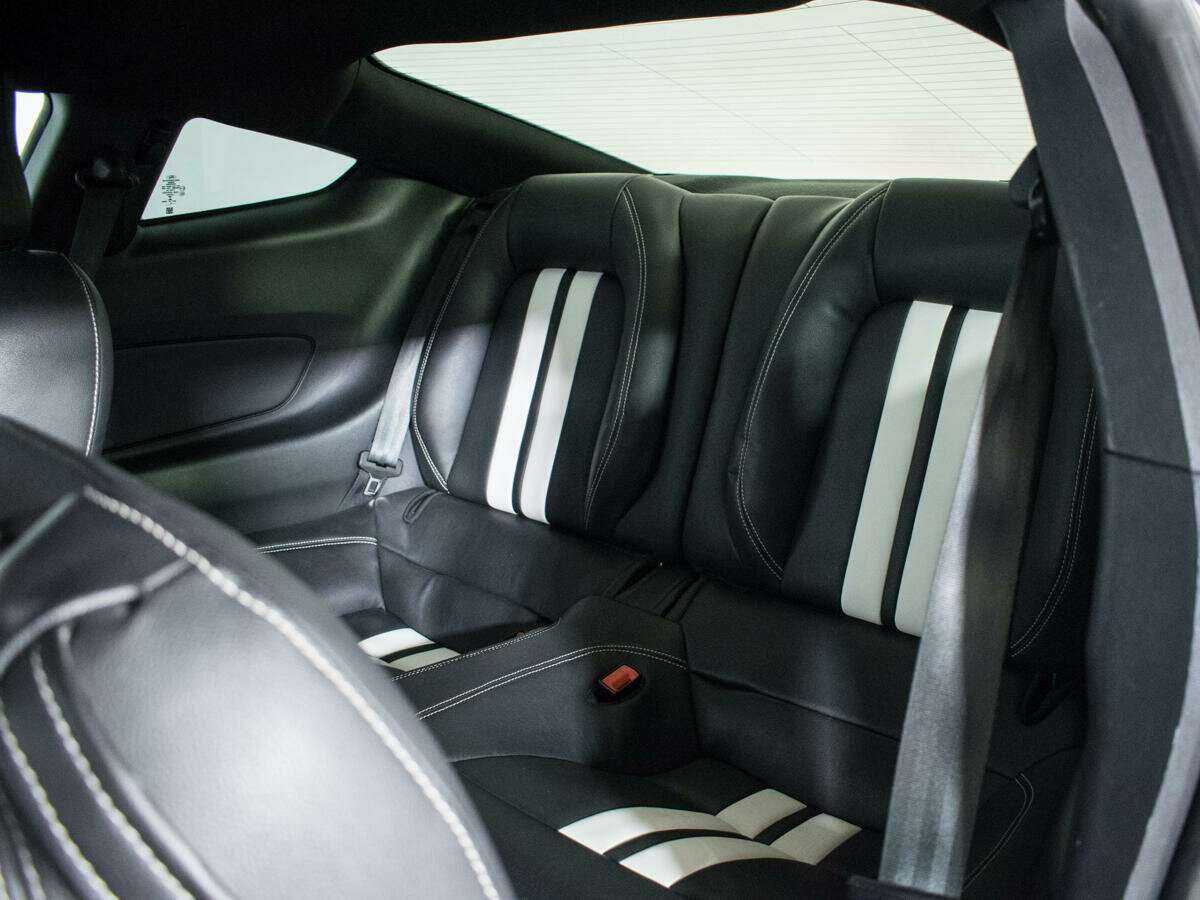 Ford Mustang с пробегом — 2019 год. Фото: #9
