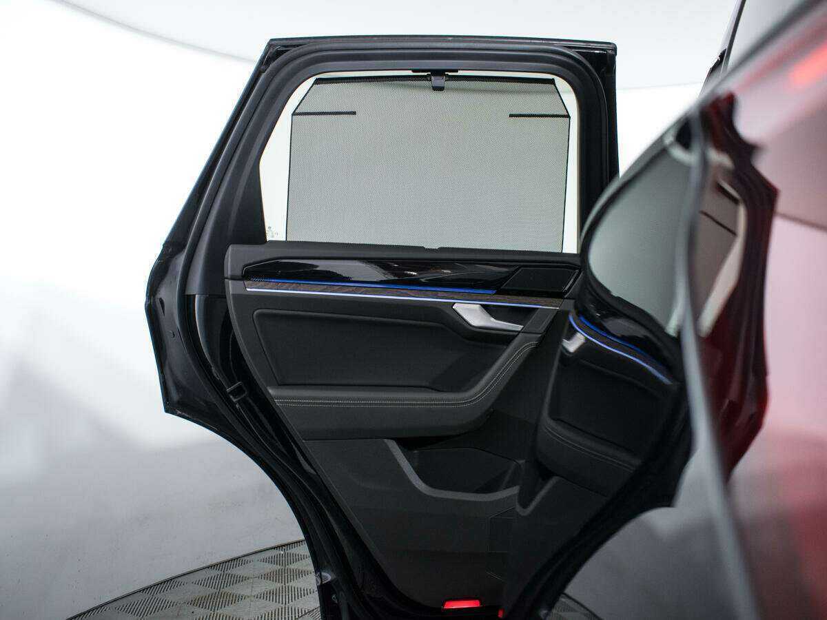 Volkswagen Touareg с пробегом — 2020 год. Фото: #12