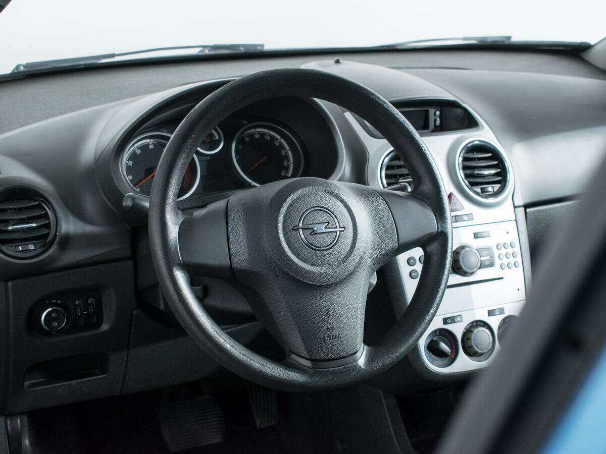 Opel Corsa с пробегом — 2010 год. Фото: #12