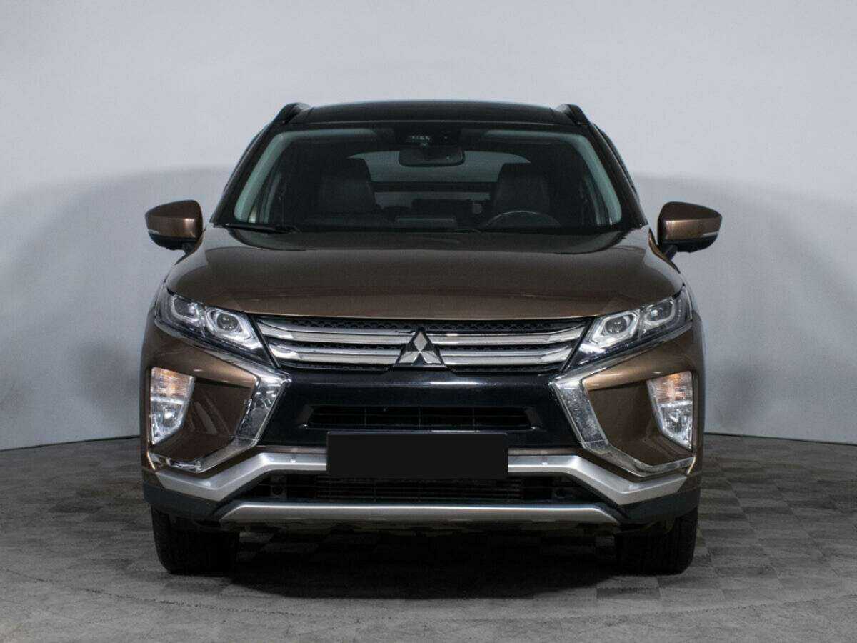 Mitsubishi Eclipse Cross с пробегом — 2018 год. Фото: #1