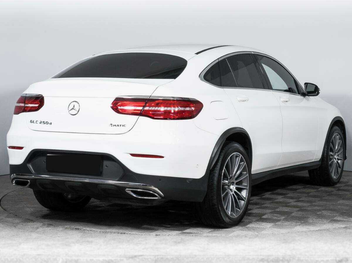 Mercedes-Benz GLC Coupe с пробегом — 2018 год. Фото: #4