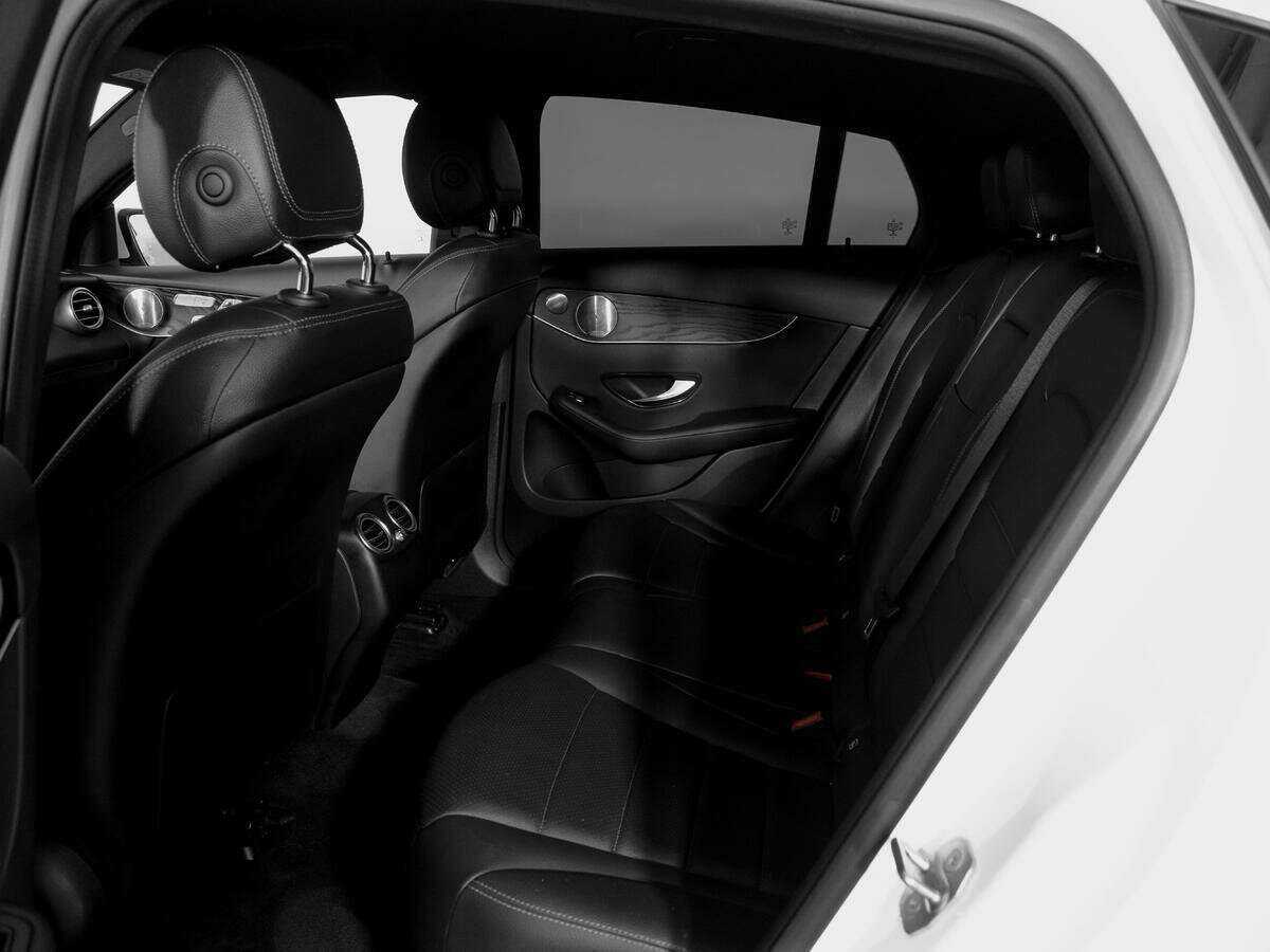 Mercedes-Benz GLC Coupe с пробегом — 2018 год. Фото: #9