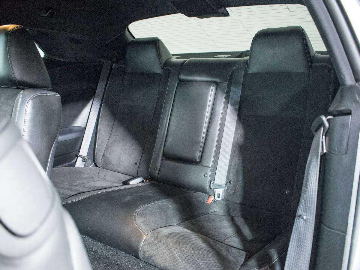 Dodge Challenger с пробегом — 2021 год. Фото: #9