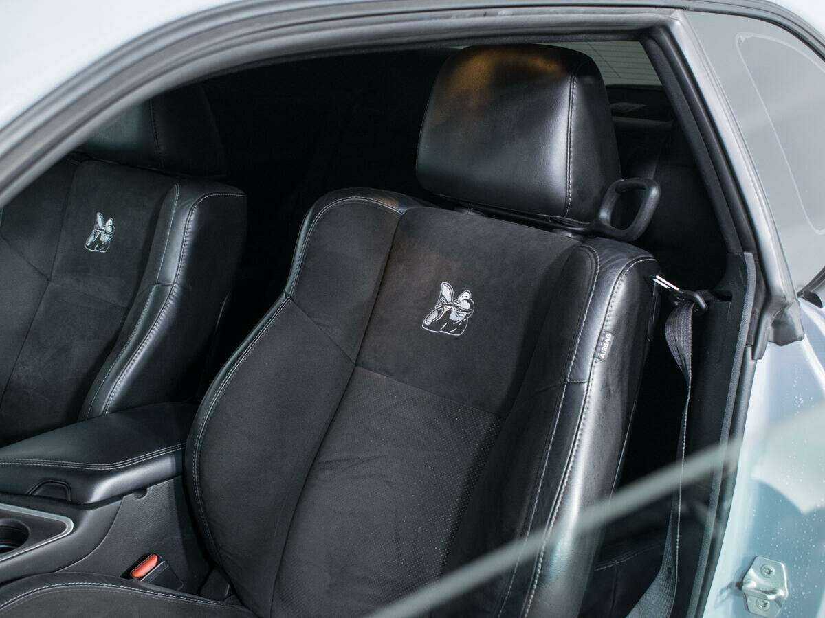 Dodge Challenger с пробегом — 2021 год. Фото: #14