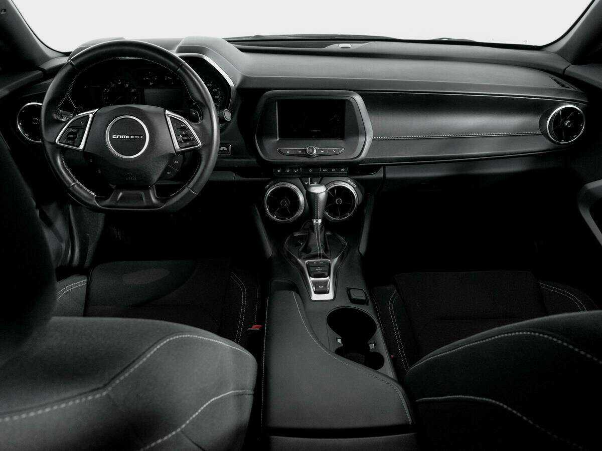 Chevrolet Camaro с пробегом — 2022 год. Фото: #11