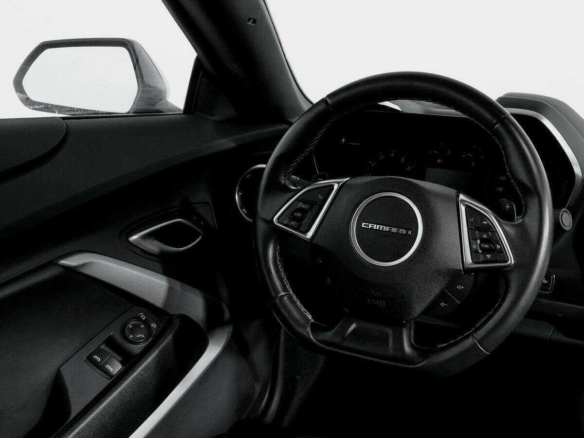 Chevrolet Camaro с пробегом — 2022 год. Фото: #13