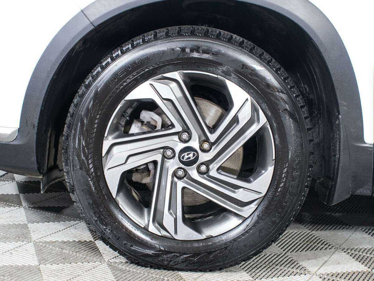 Hyundai Santa Fe с пробегом — 2021 год. Фото: #17