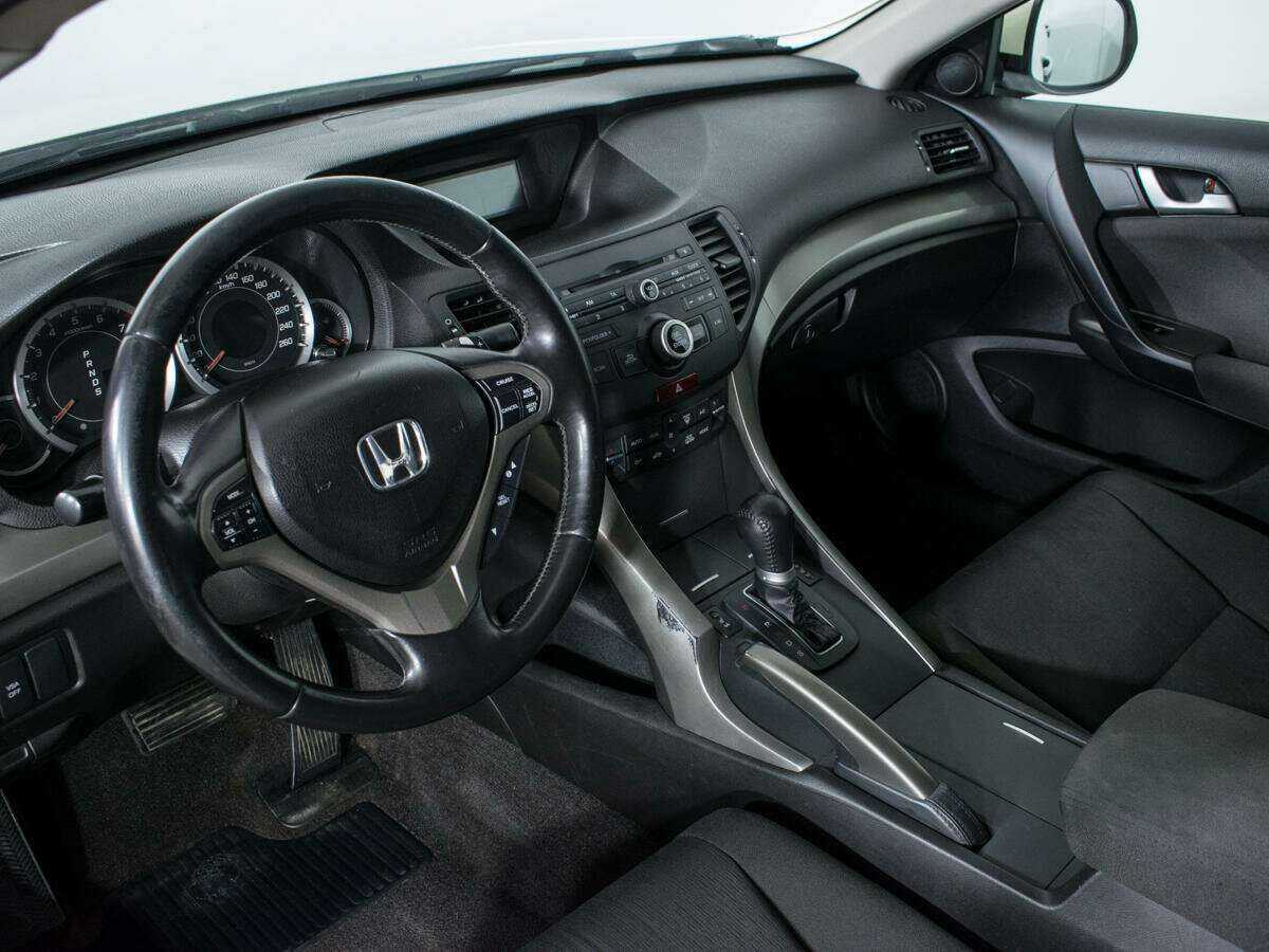 Honda Accord с пробегом — 2008 год. Фото: #12