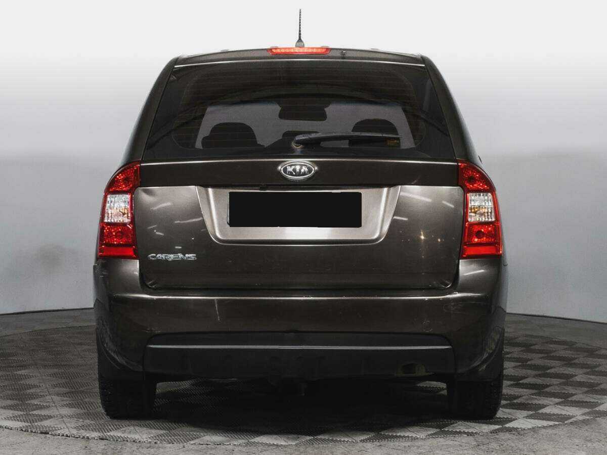 Kia Carens с пробегом — 2009 год. Фото: #5