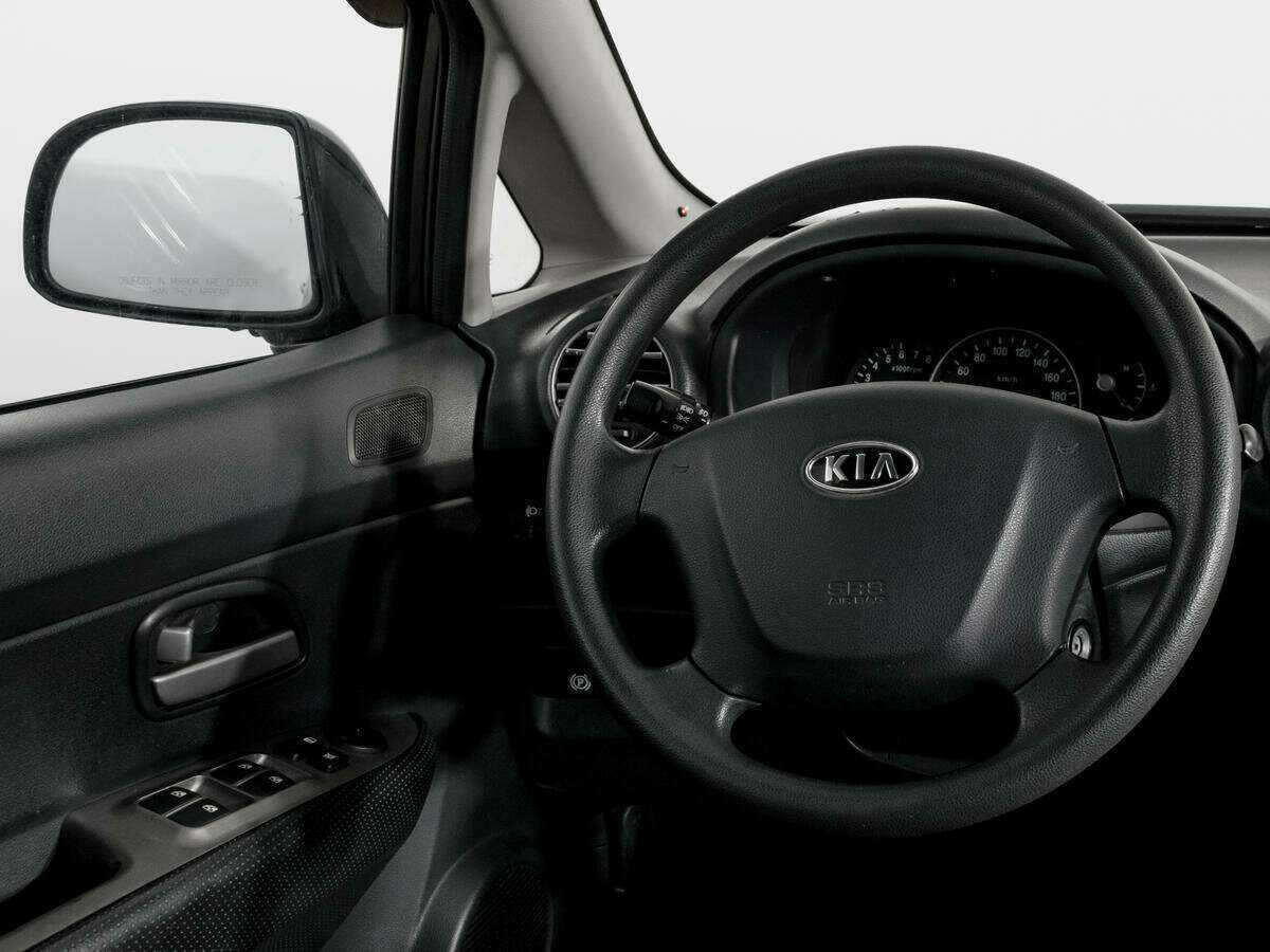 Kia Carens с пробегом — 2009 год. Фото: #13