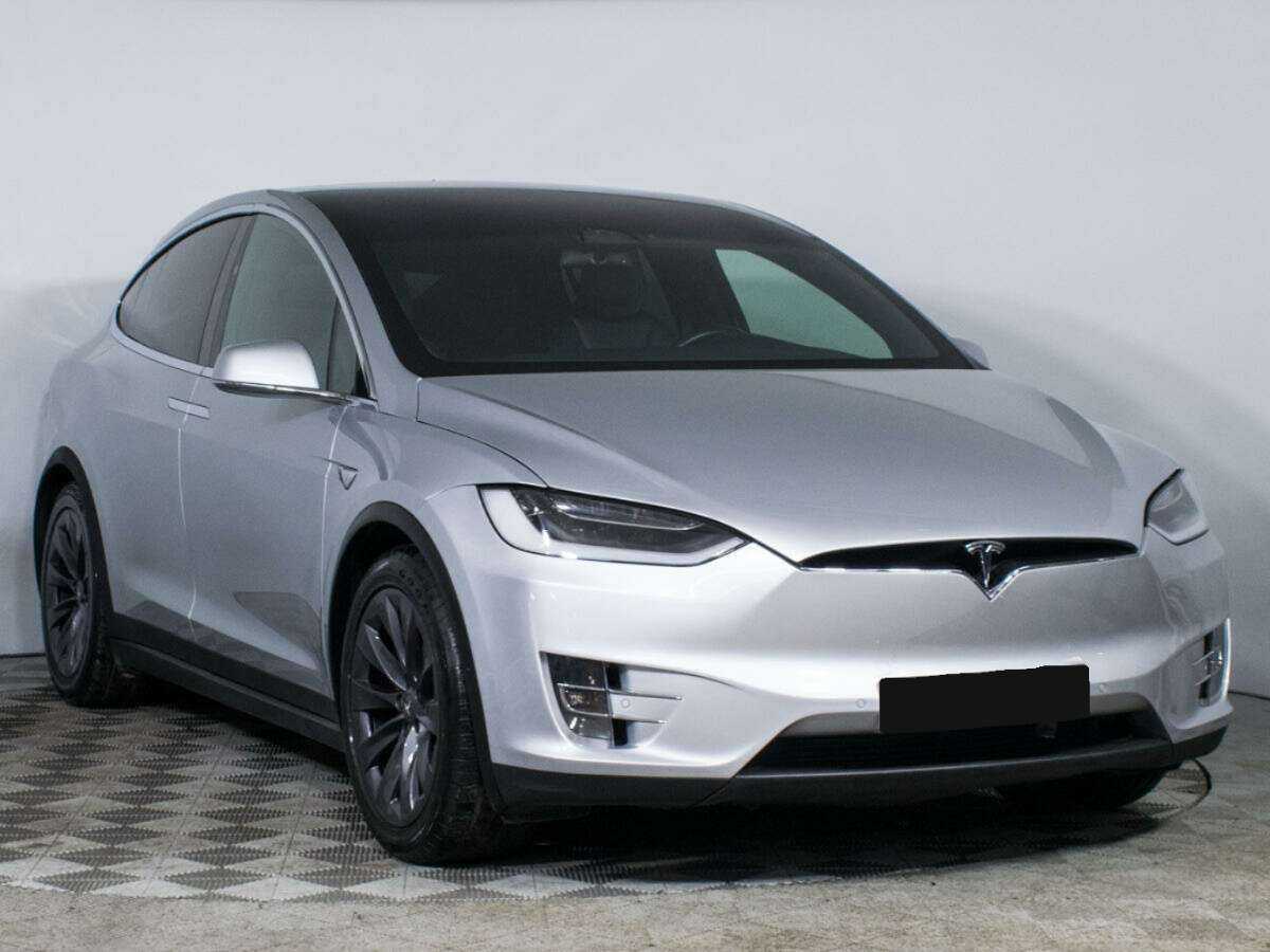 Tesla Model X с пробегом — 2018 год. Фото: #2