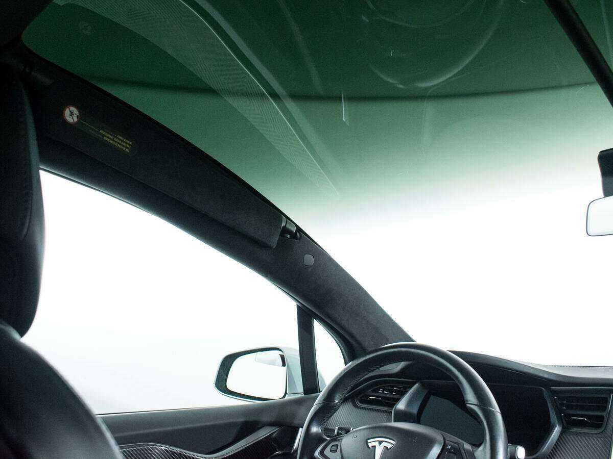 Tesla Model X с пробегом — 2018 год. Фото: #19