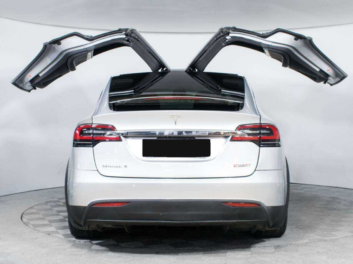 Tesla Model X с пробегом — 2018 год. Фото: #21