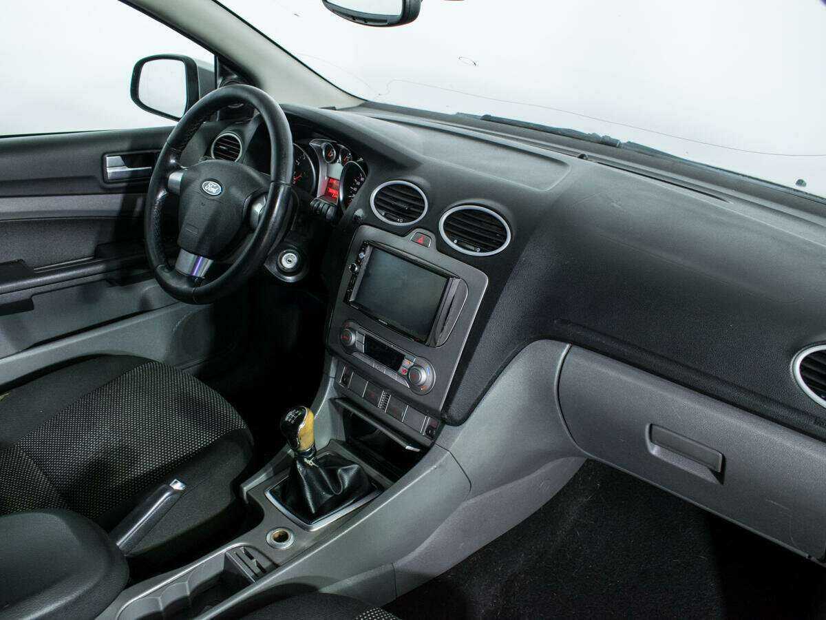 Ford Focus с пробегом — 2008 год. Фото: #8