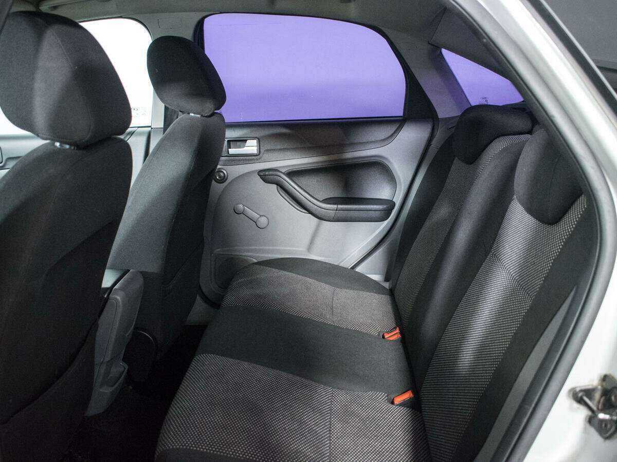 Ford Focus с пробегом — 2008 год. Фото: #9