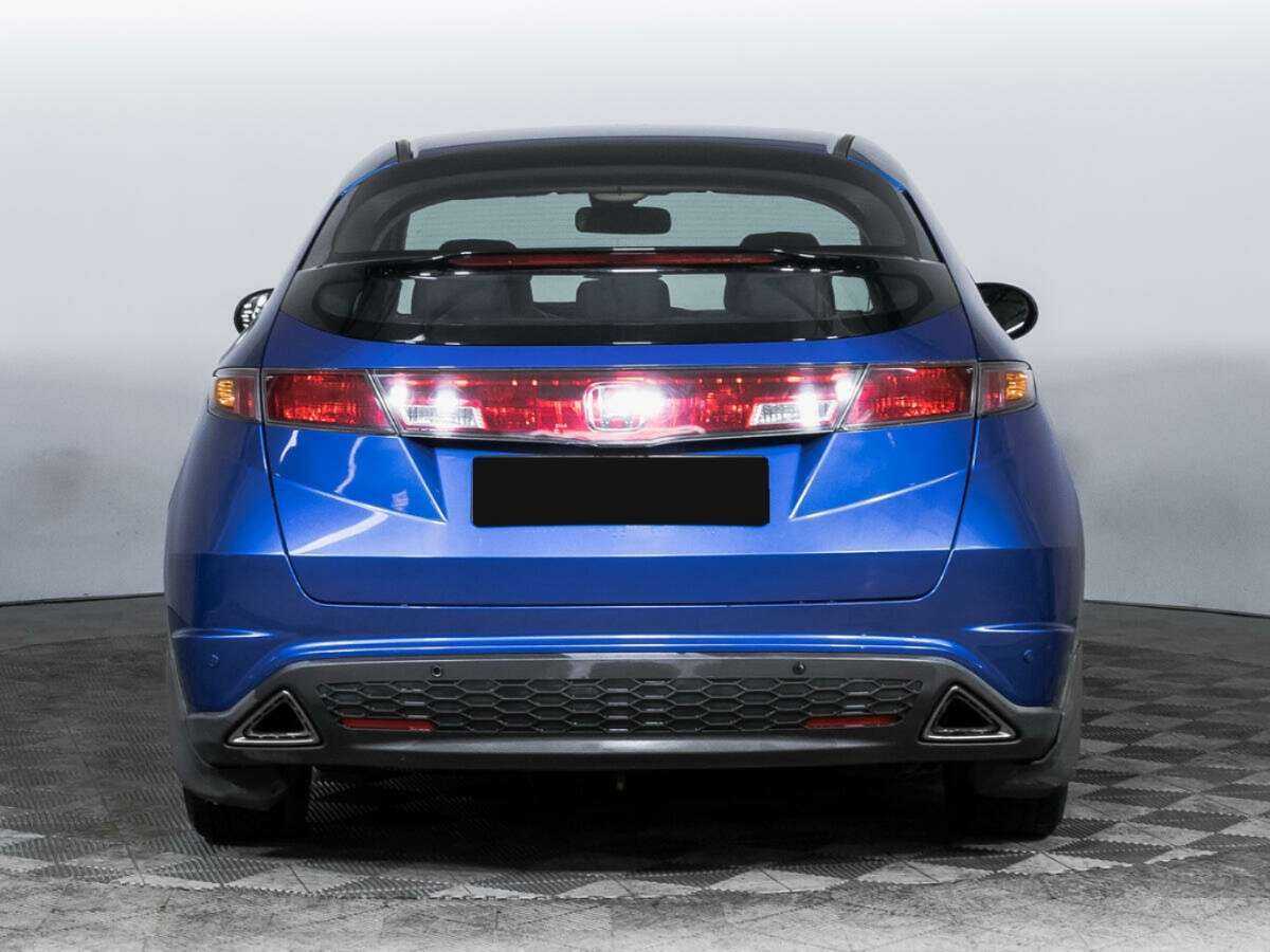 Honda Civic с пробегом — 2006 год. Фото: #5