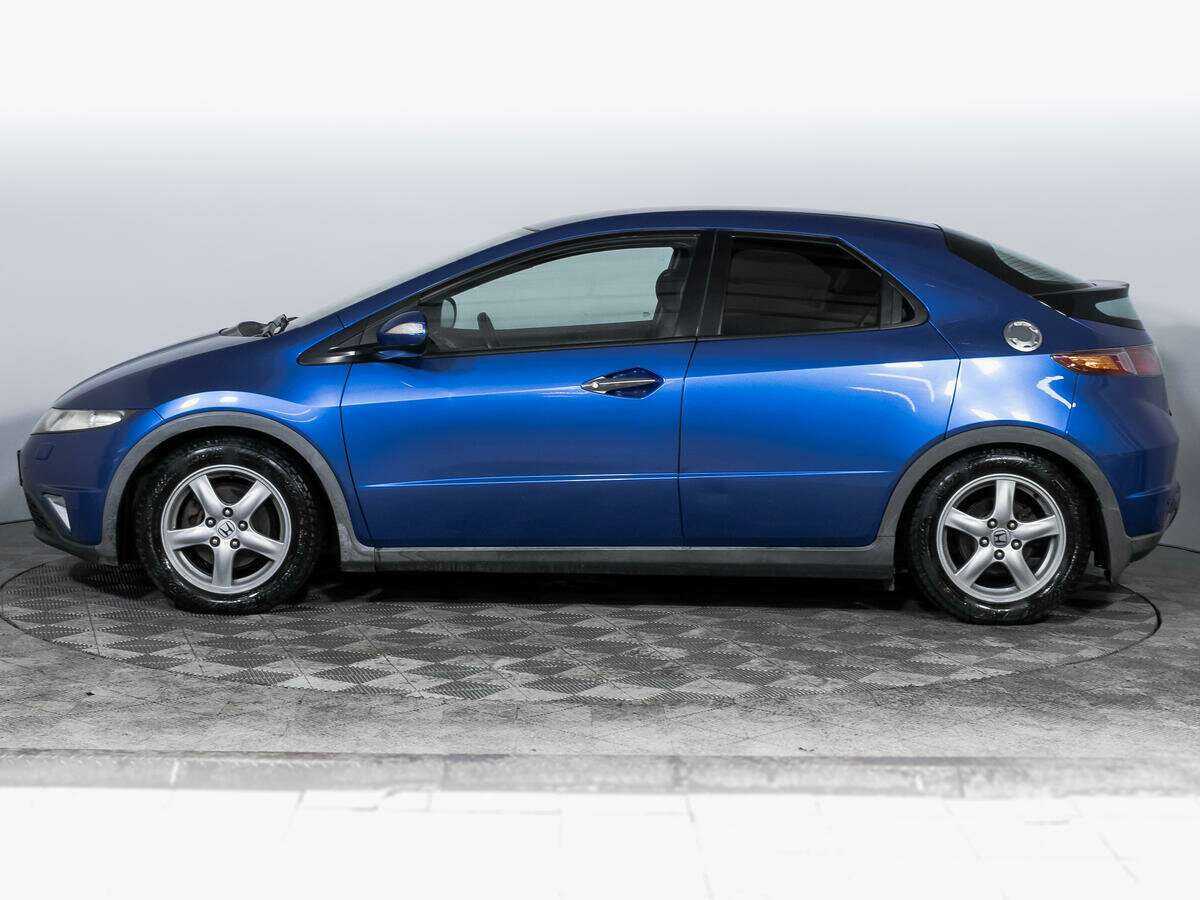 Honda Civic с пробегом — 2006 год. Фото: #7