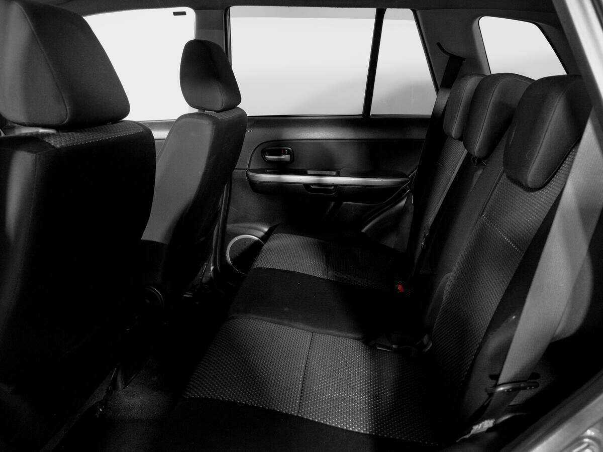 Suzuki Grand Vitara с пробегом — 2005 год. Фото: #9