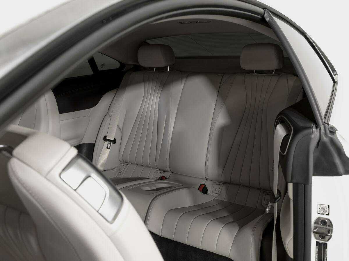 Mercedes-Benz E-Класс с пробегом — 2017 год. Фото: #9