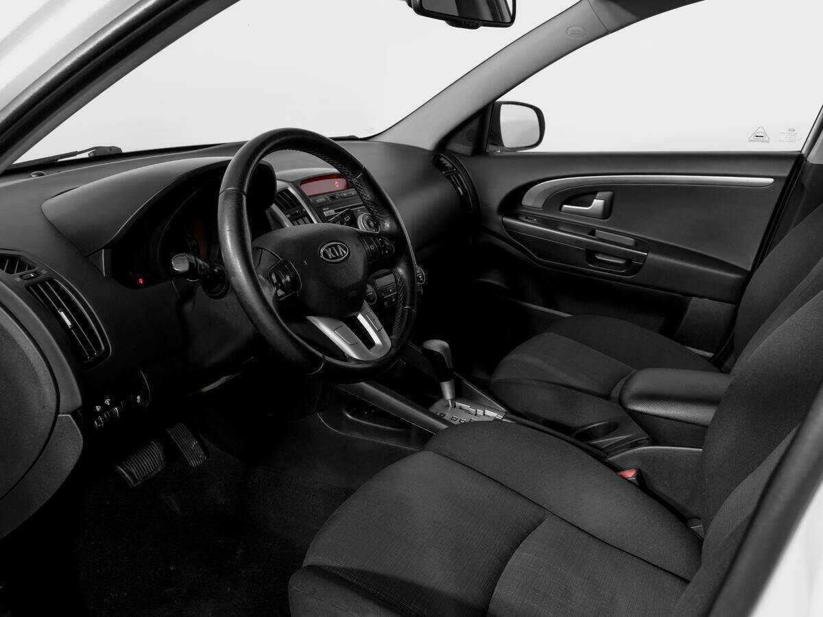 Kia Ceed с пробегом — 2010 год. Фото: #14