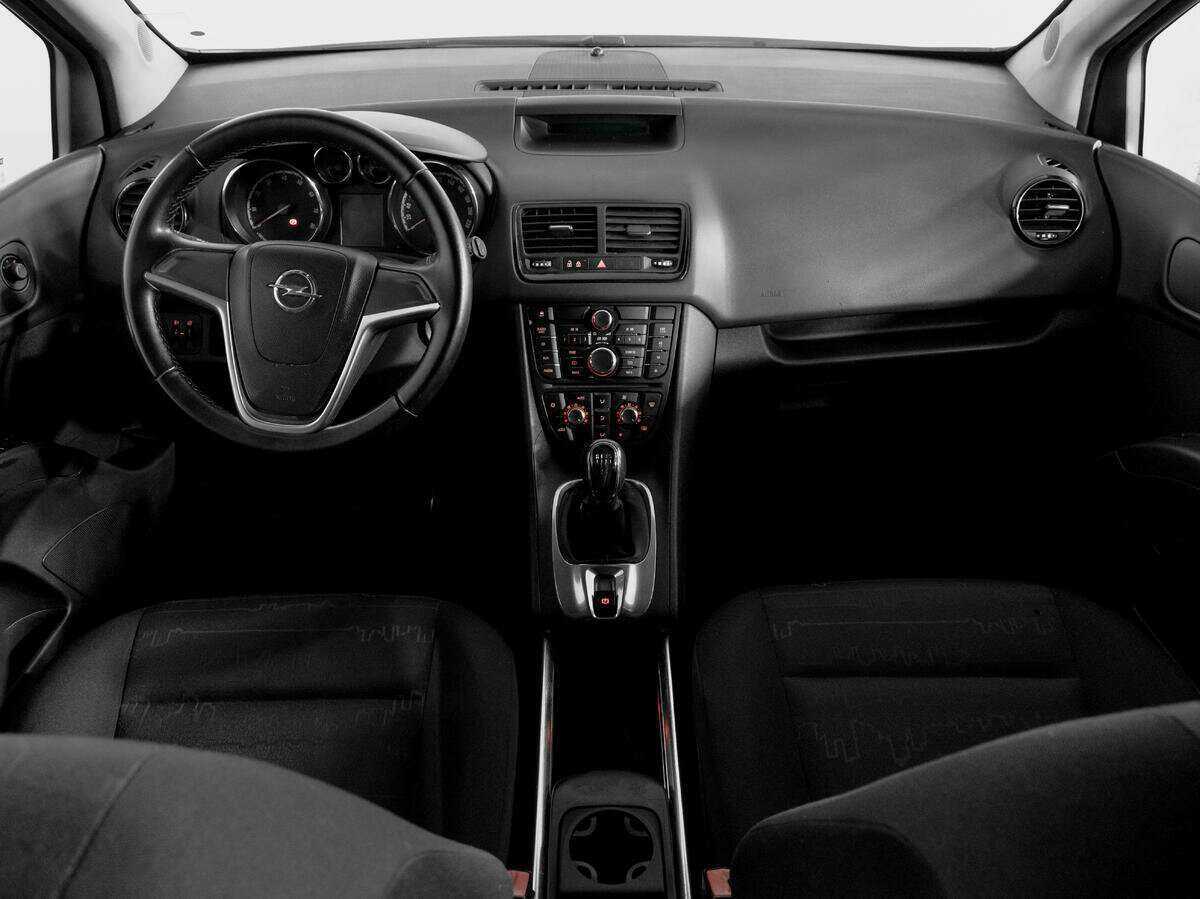 Opel Meriva с пробегом — 2012 год. Фото: #11