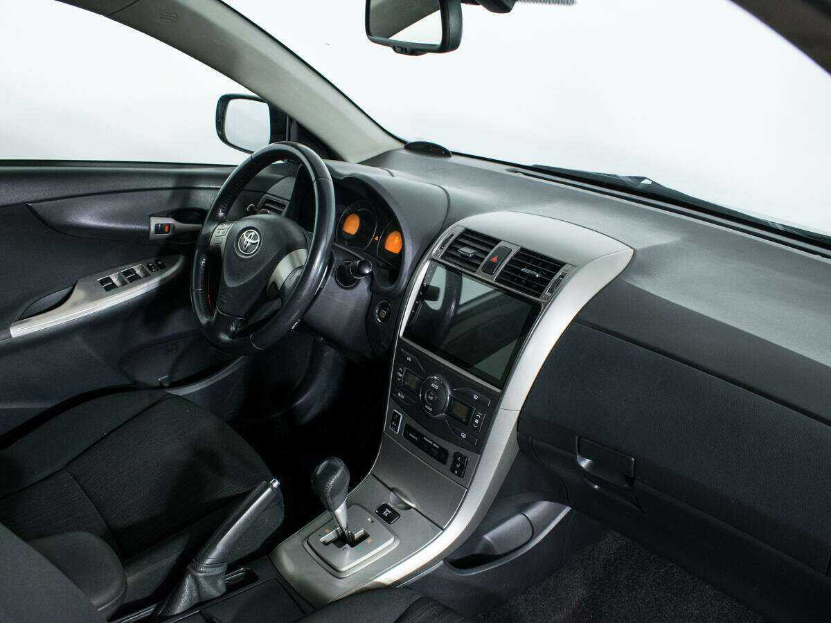 Toyota Corolla с пробегом — 2007 год. Фото: #8