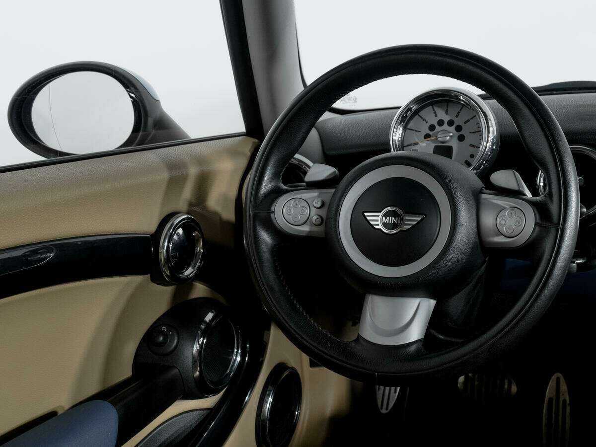 Mini Hatch с пробегом — 2008 год. Фото: #13