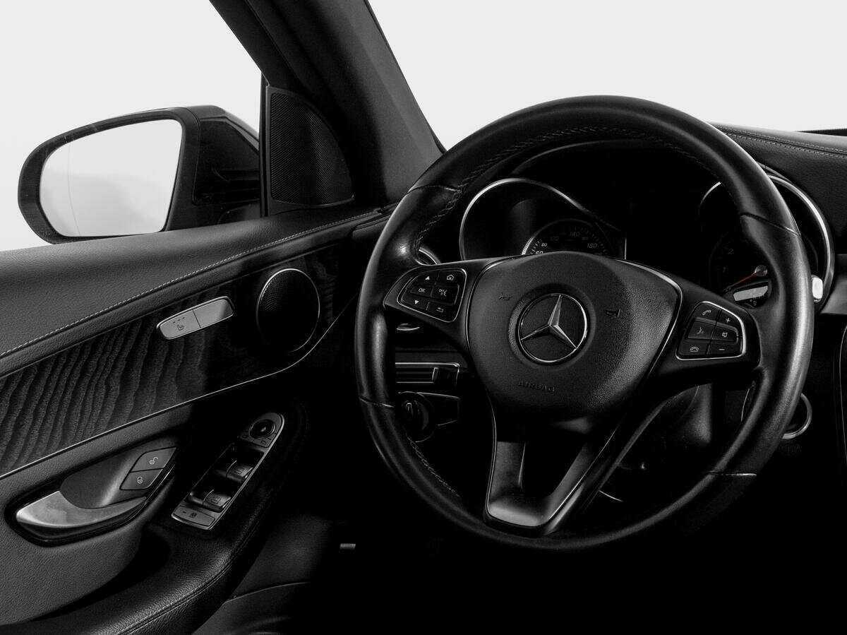 Mercedes-Benz GLC с пробегом — 2018 год. Фото: #13