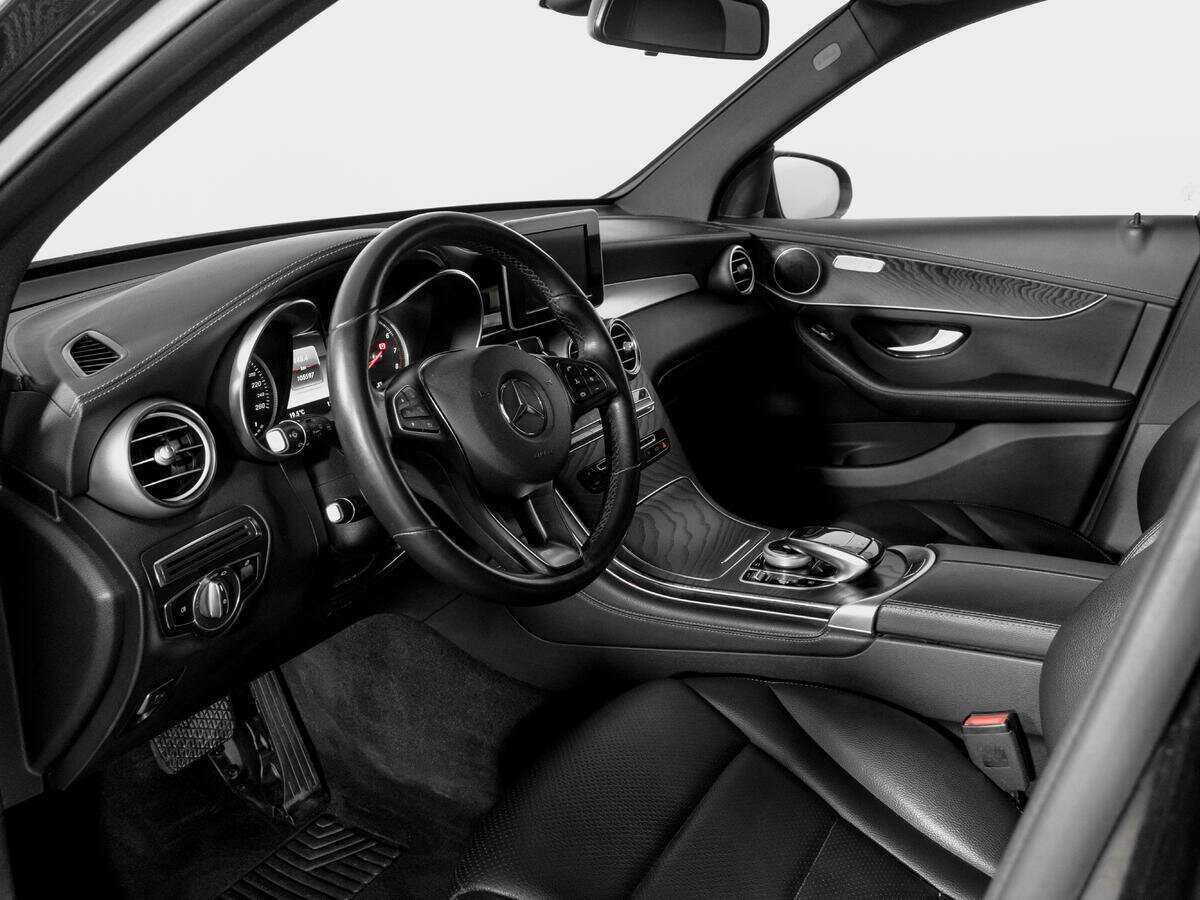 Mercedes-Benz GLC с пробегом — 2018 год. Фото: #14