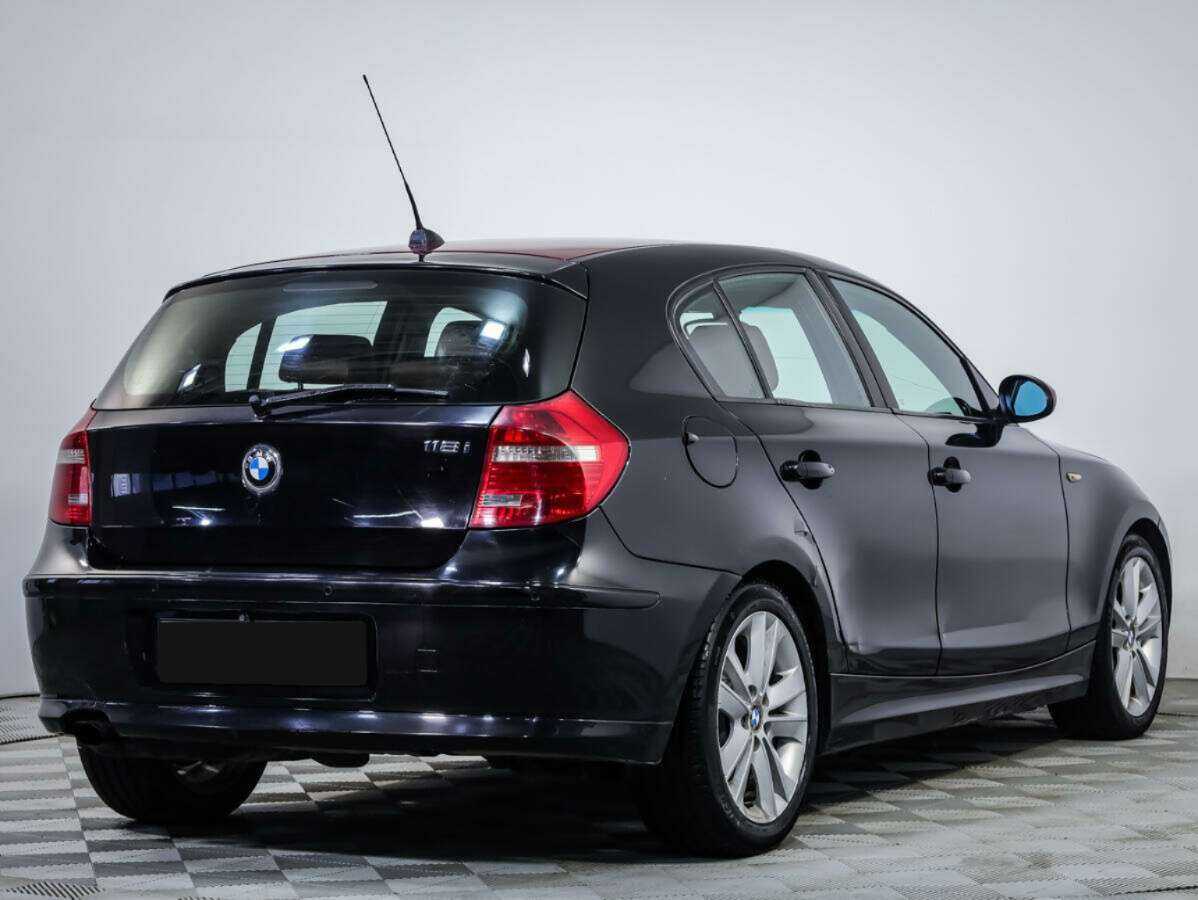 BMW 1 серии с пробегом — 2008 год. Фото: #3