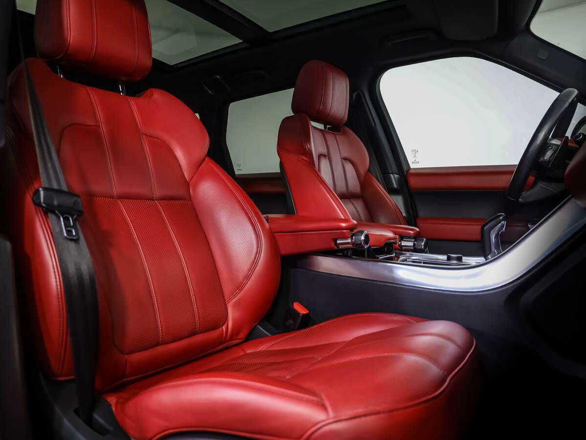 Land Rover Range Rover Sport с пробегом — 2014 год. Фото: #10