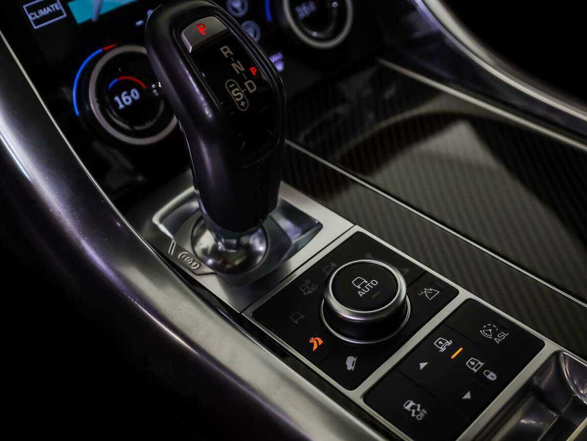 Land Rover Range Rover Sport с пробегом — 2014 год. Фото: #14