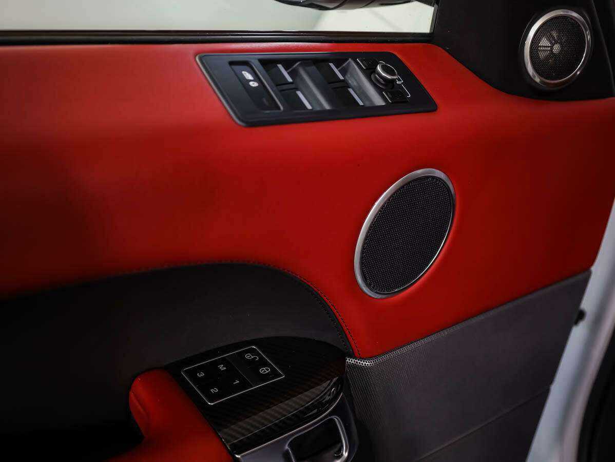 Land Rover Range Rover Sport с пробегом — 2014 год. Фото: #15