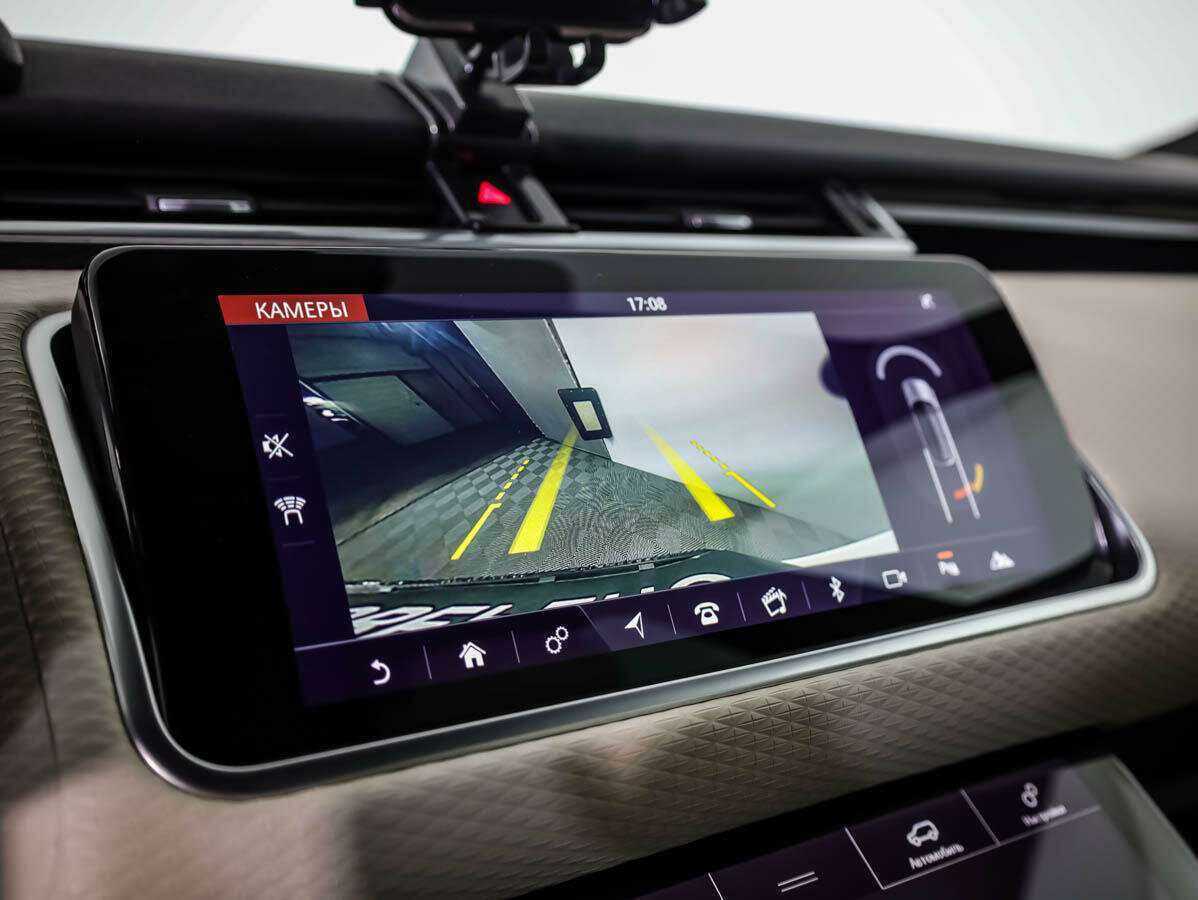 Land Rover Range Rover Velar с пробегом — 2017 год. Фото: #12