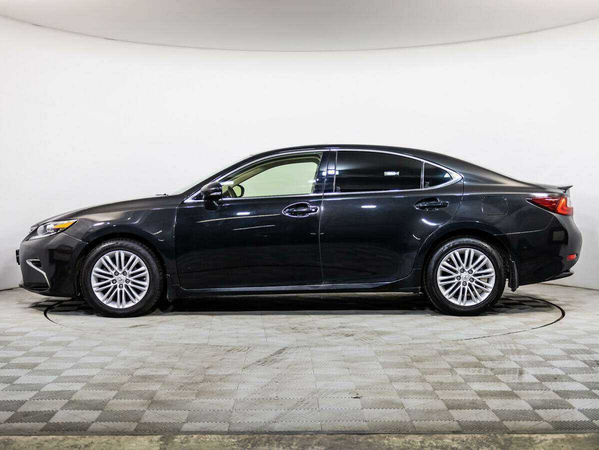 Lexus ES с пробегом — 2016 год. Фото: #6