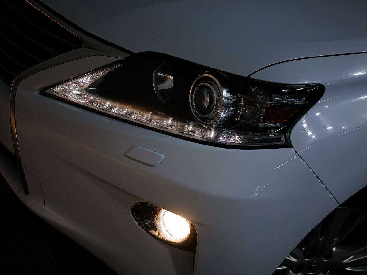 Lexus RX с пробегом — 2012 год. Фото: #19