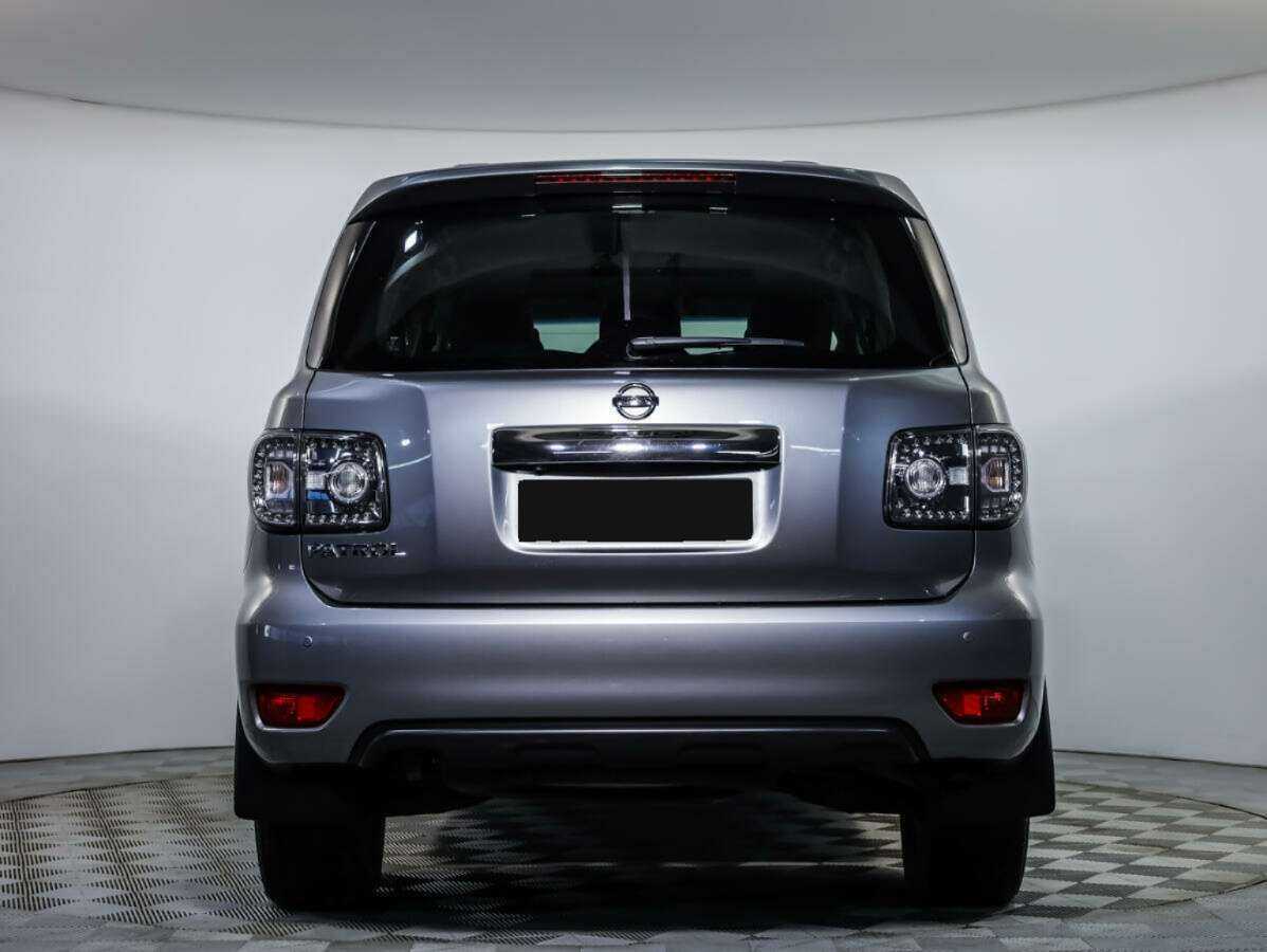 Nissan Patrol с пробегом — 2010 год. Фото: #4