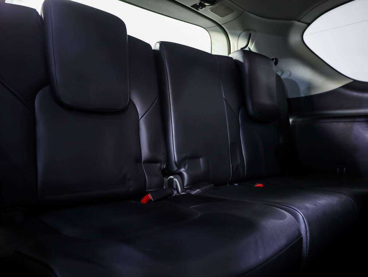 Nissan Patrol с пробегом — 2010 год. Фото: #12