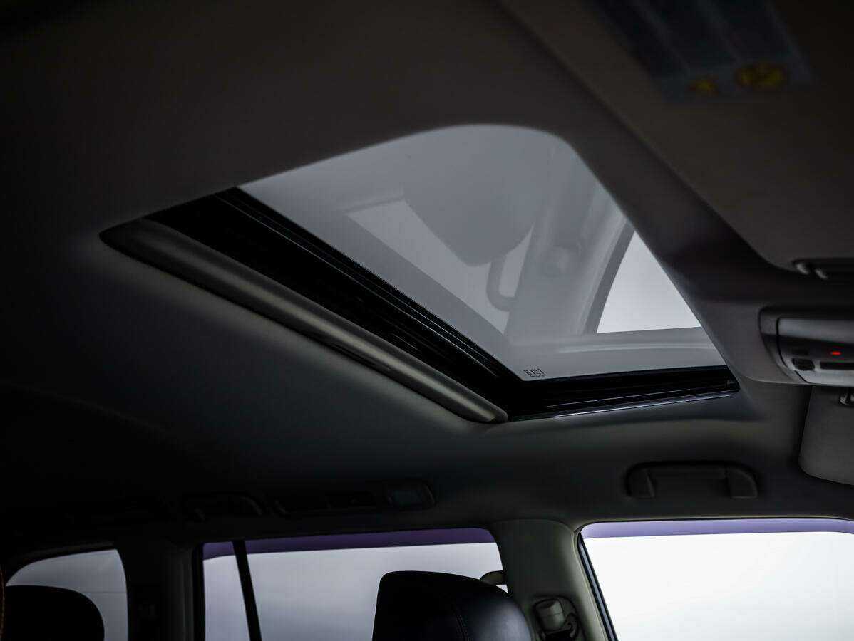 Nissan Patrol с пробегом — 2010 год. Фото: #16