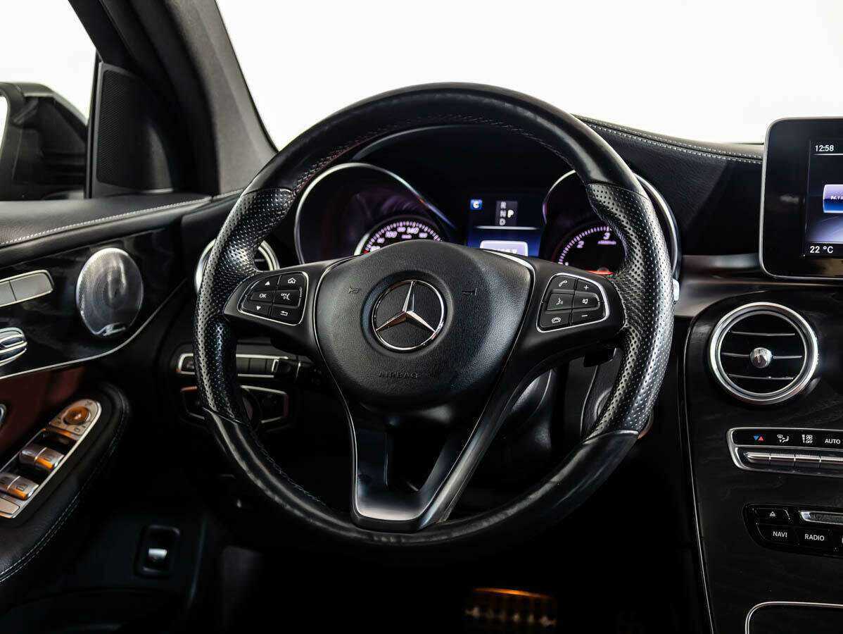 Mercedes-Benz GLC Coupe с пробегом — 2017 год. Фото: #9