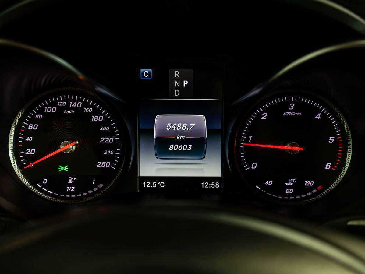 Mercedes-Benz GLC Coupe с пробегом — 2017 год. Фото: #19