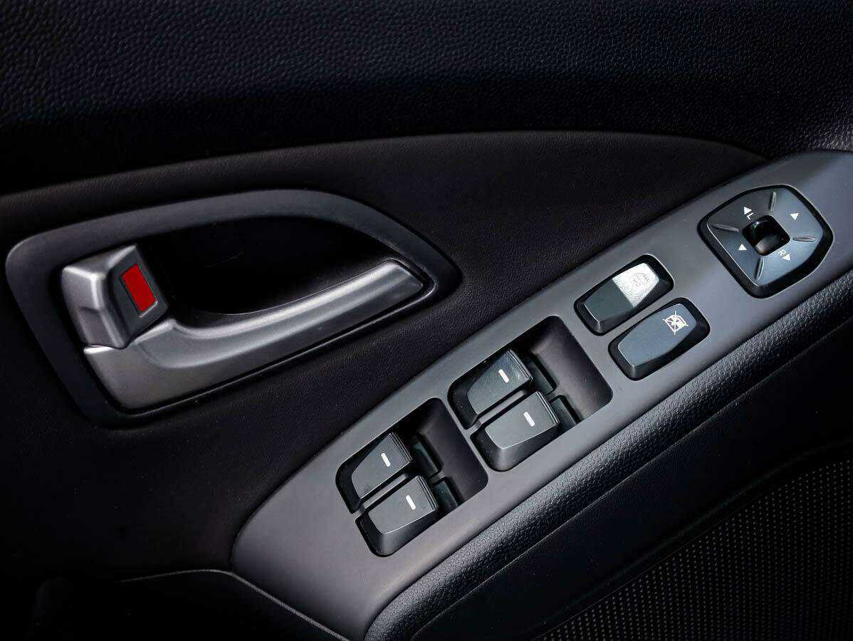 Hyundai ix35 с пробегом — 2011 год. Фото: #13