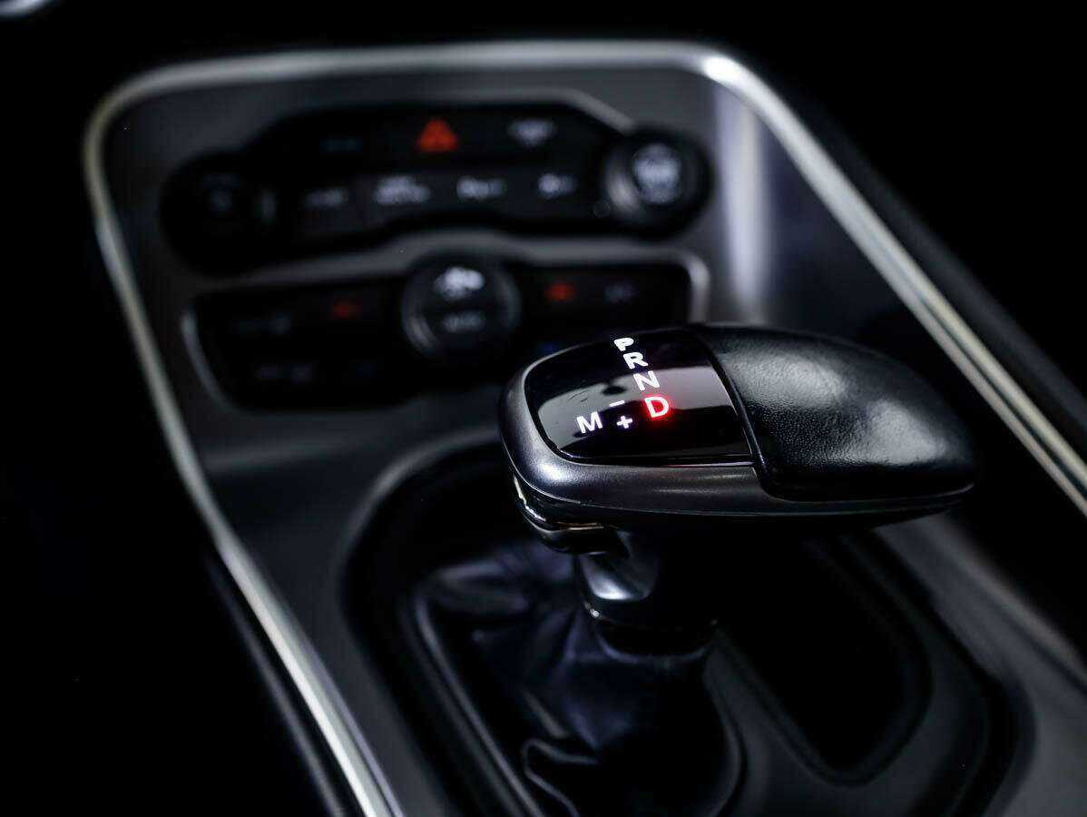 Dodge Challenger с пробегом — 2020 год. Фото: #19