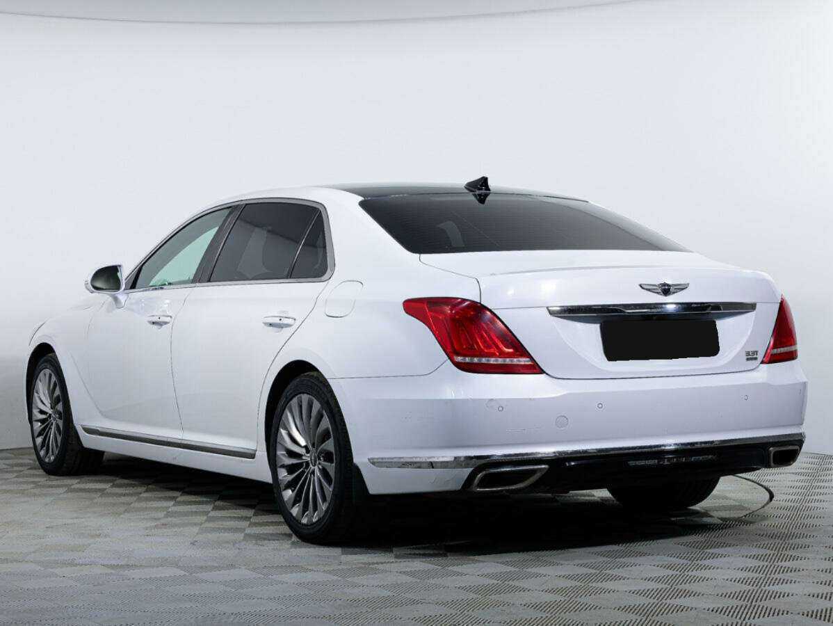 Genesis G90 с пробегом — 2016 год. Фото: #4